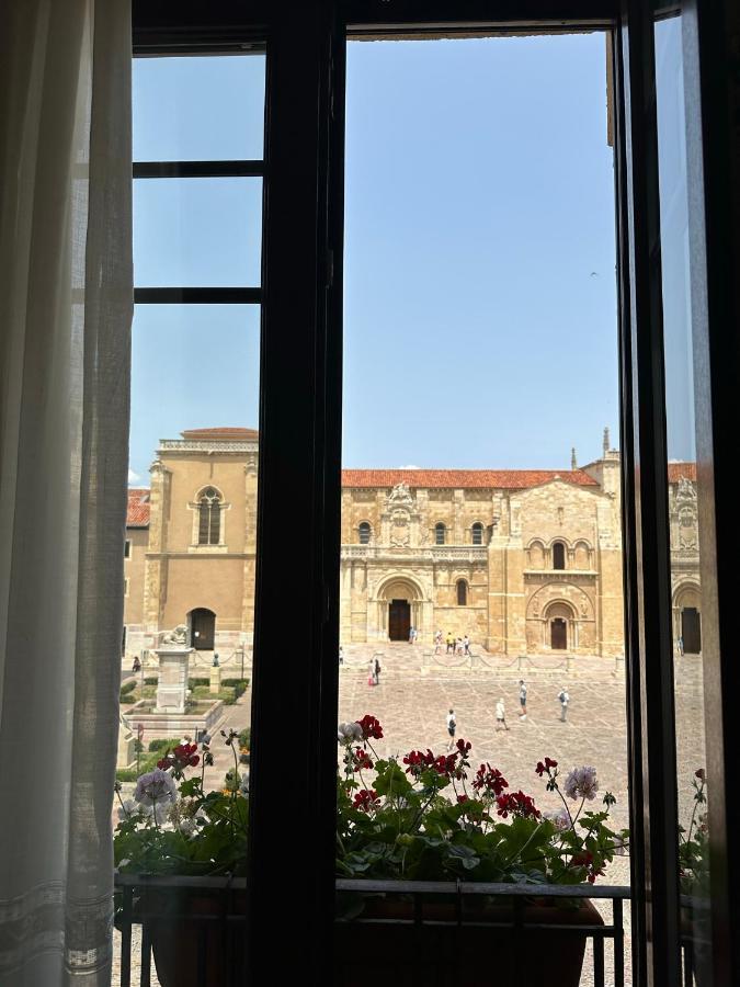 Hostal Restaurante Boccalino ليون المظهر الخارجي الصورة
