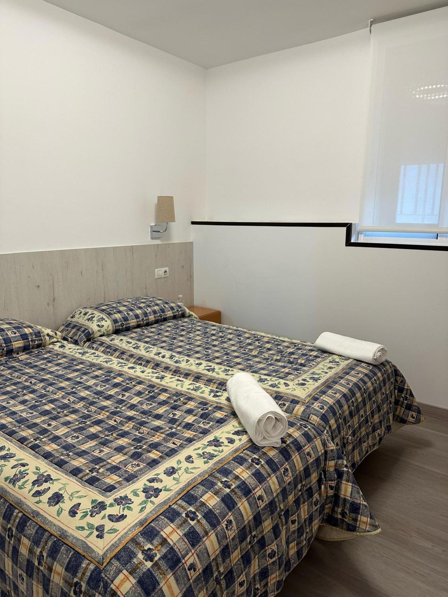 Hostal Restaurante Boccalino ليون المظهر الخارجي الصورة