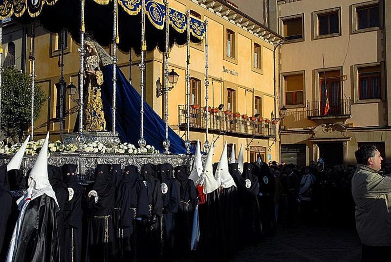 Hostal Restaurante Boccalino ليون المظهر الخارجي الصورة